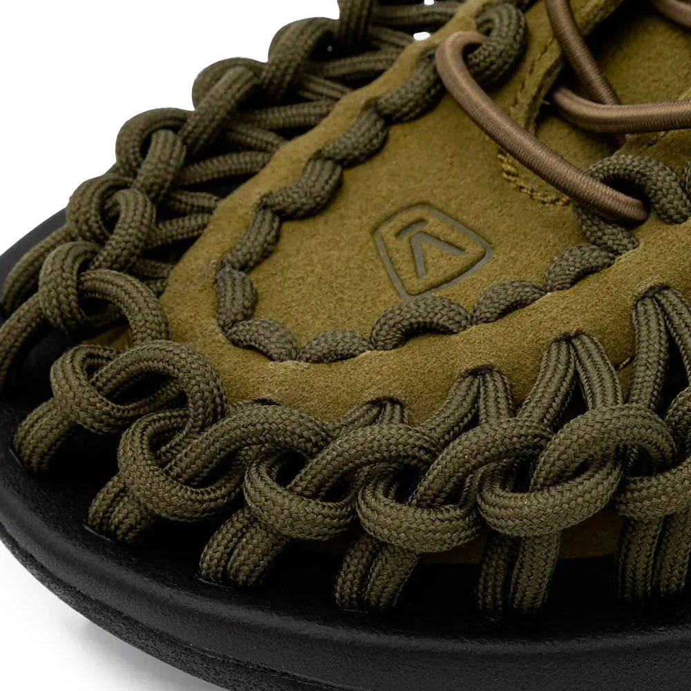 Uneek Mdark Olive/black Sandals Green   Us