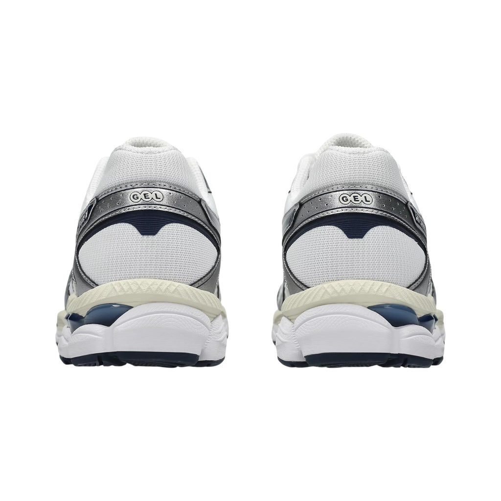 Gel-Cumulus 16 White/Midnight Sneakers