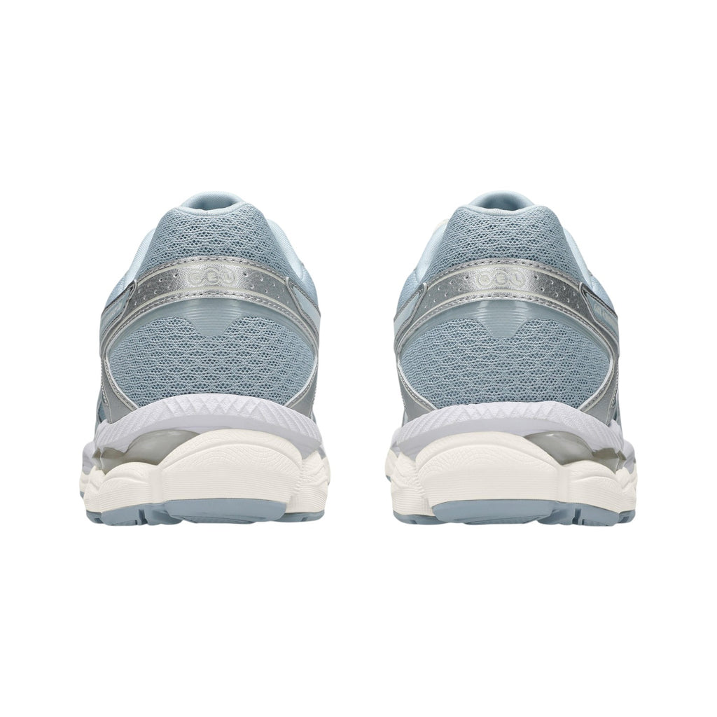 GEL-CUMULUS 16 STORM CLOUD/PURE SILVER Sneakers