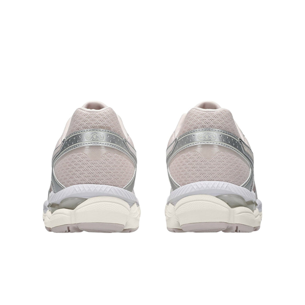 GEL-CUMULUS 16 PINK CLOUD/PURE SILVER Sneakers
