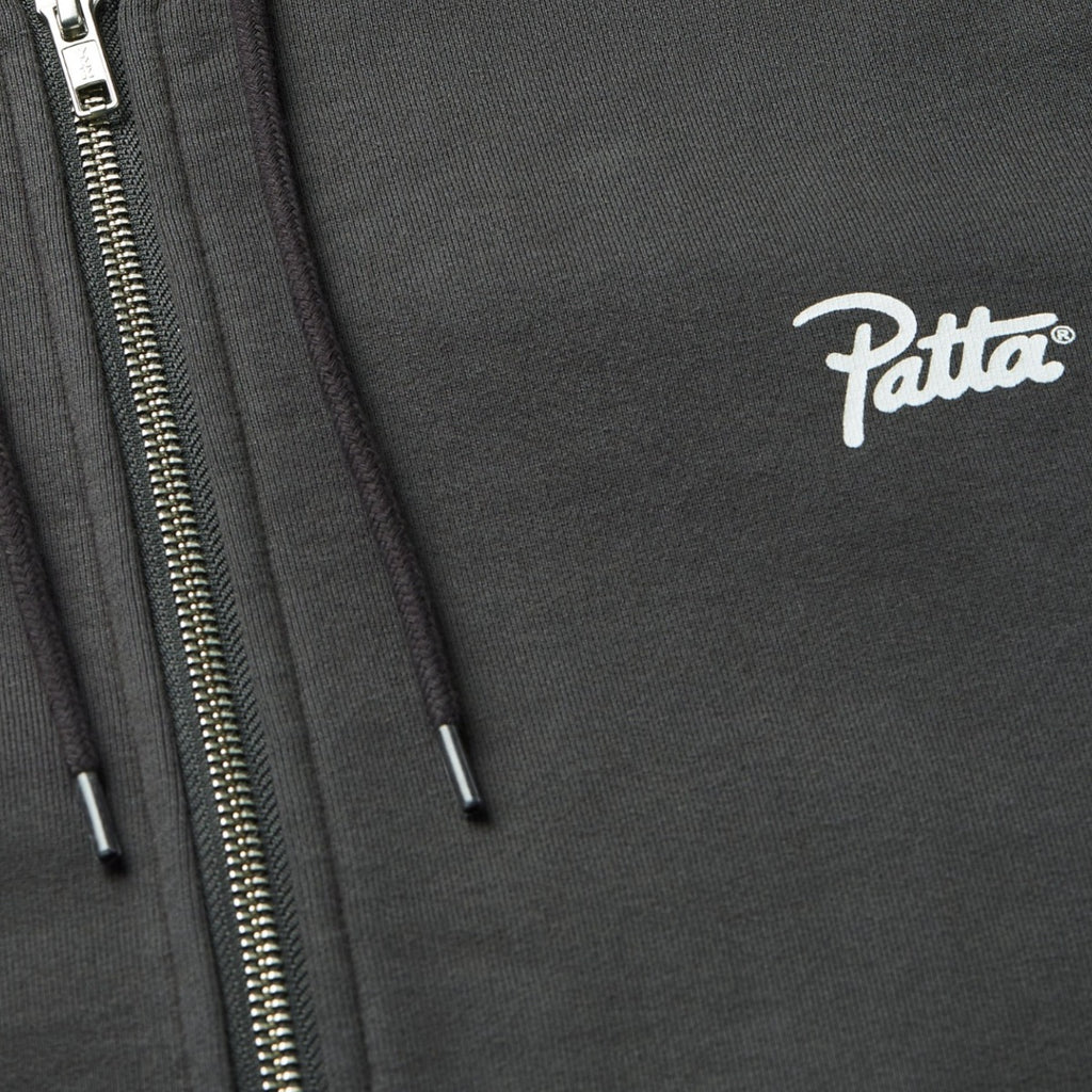 C assic Washed Hooded Sweater Mu ti