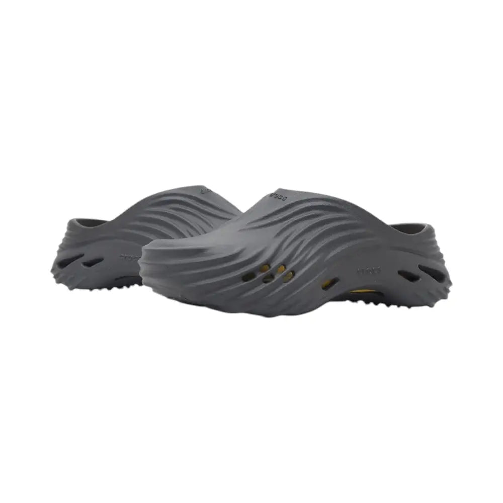Echo Wave Sandals Black