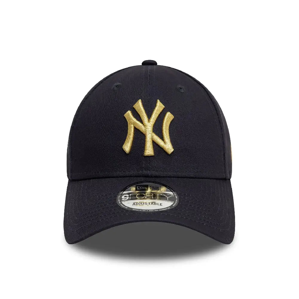 Metallic New York Yankees 9FORTY Cap