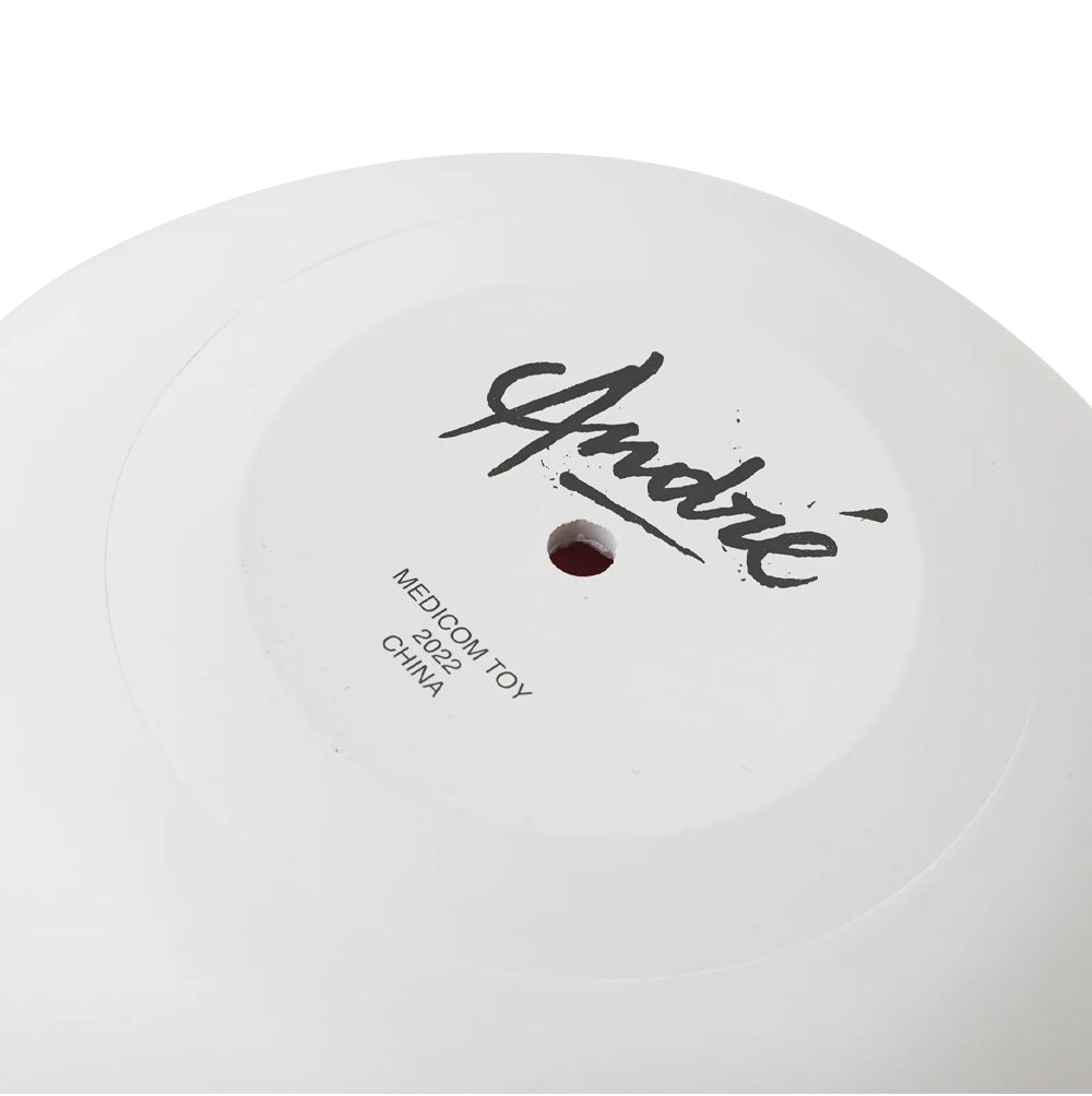 Andre Saraiva Medicom Vcd Ball White Pink