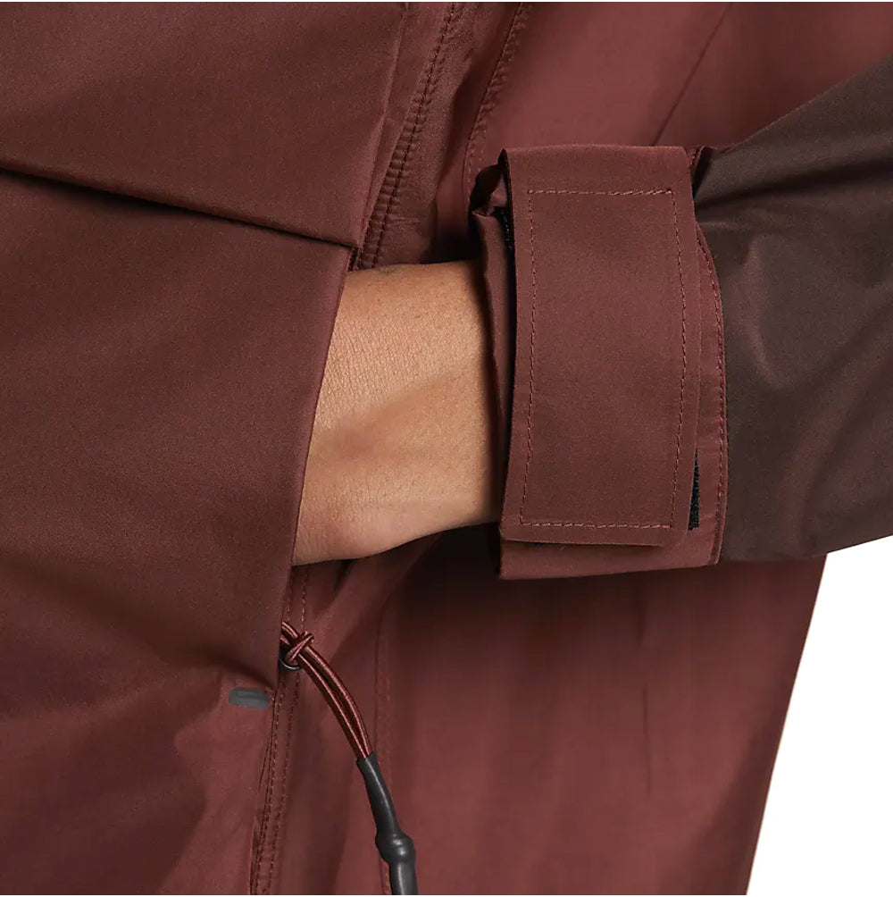 M Nsw Tp Sfadv Gore Anorak