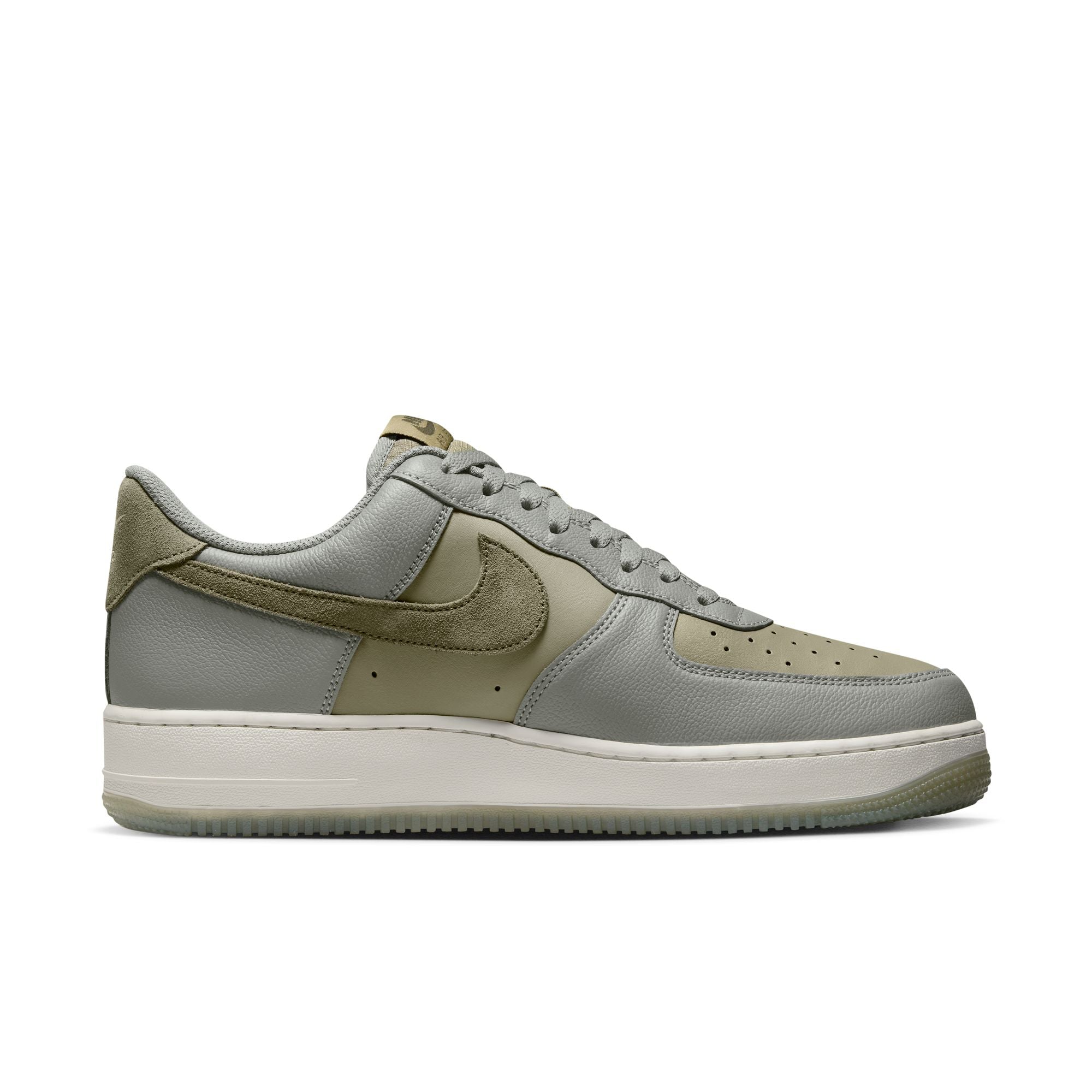 Air Force 1 '07 Lv8