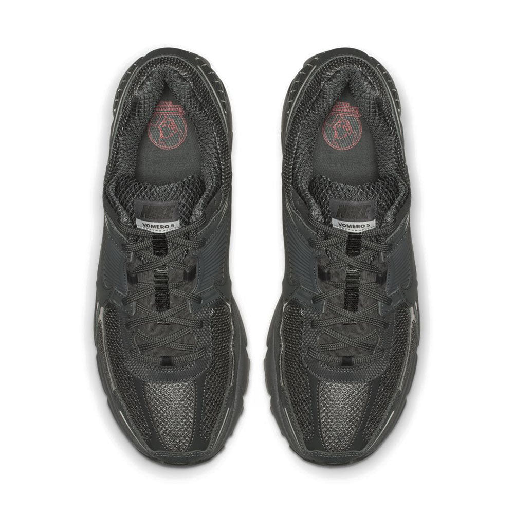 NIKE ZOOM VOMERO 5