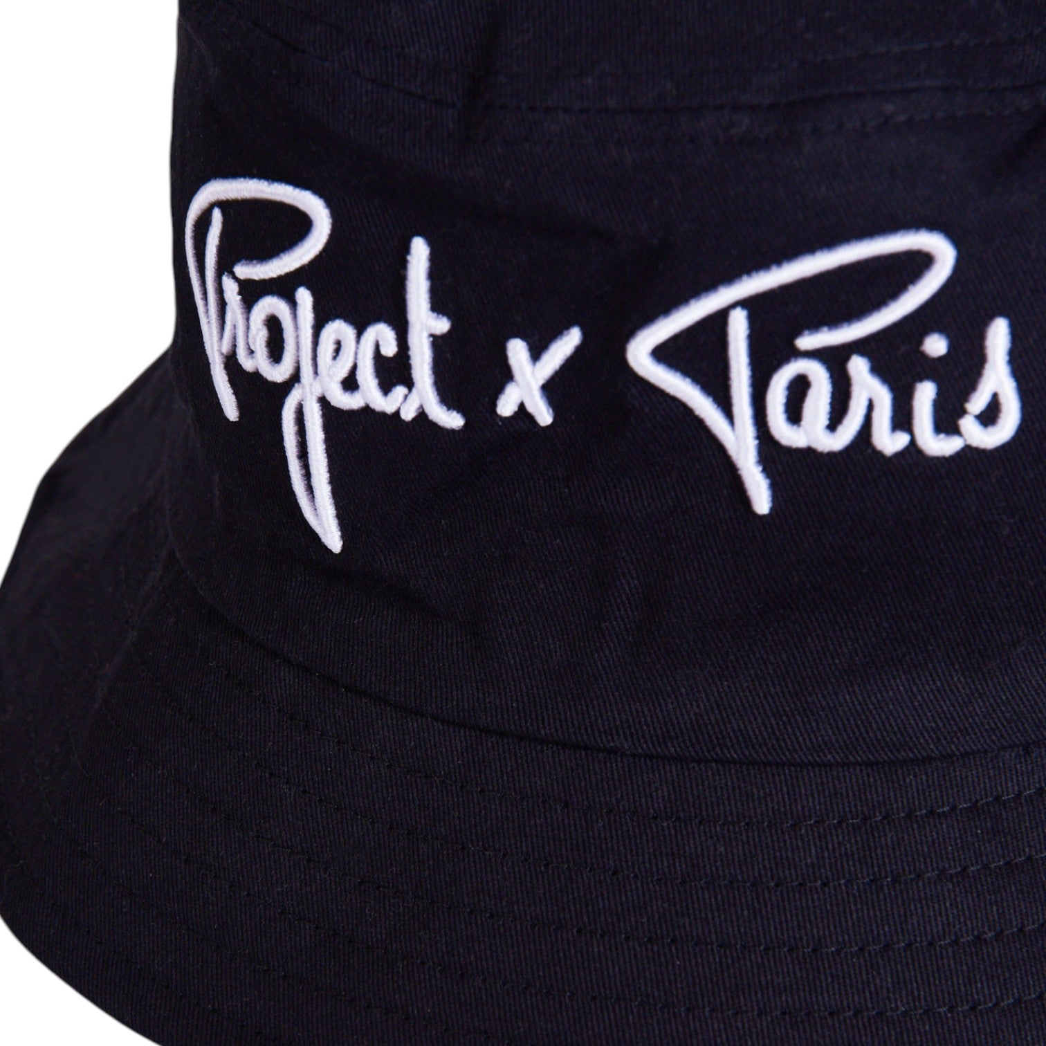 Broderie 3D
Taille unique