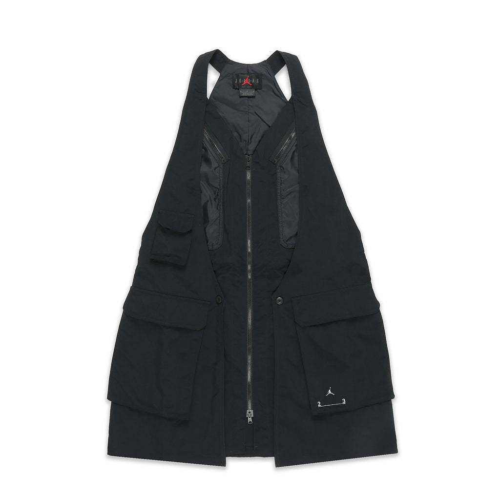 W J 23e Vest