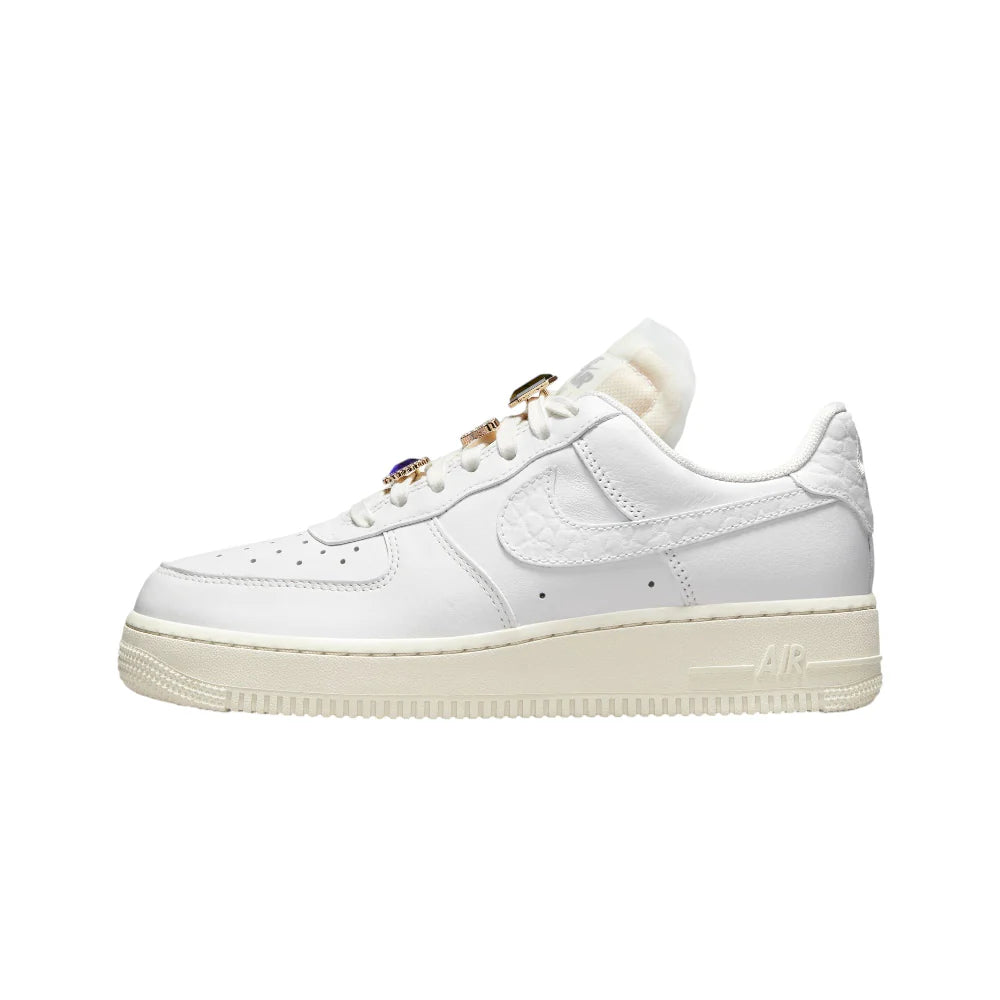 Air Force 1 Low Premium Summit White Sneakers