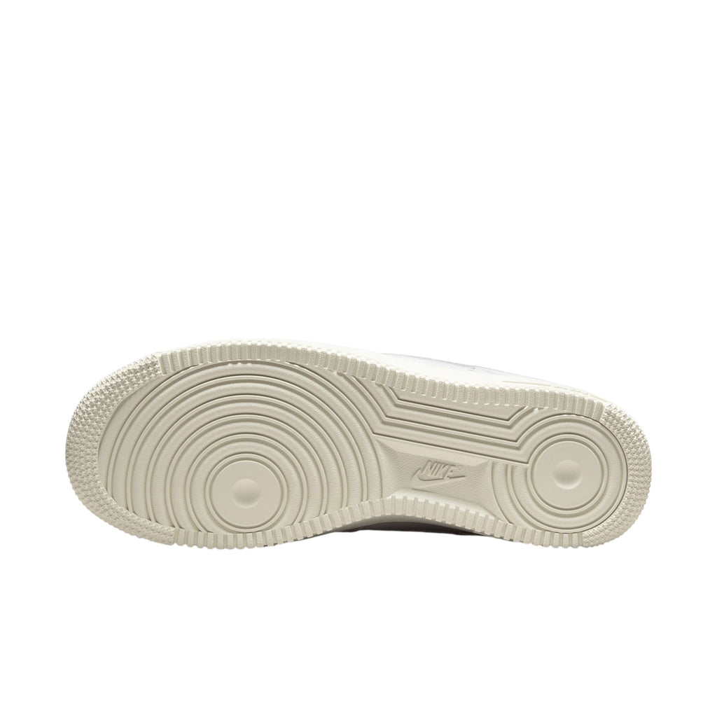 Air Force 1 Low Premium Summit White Sneakers