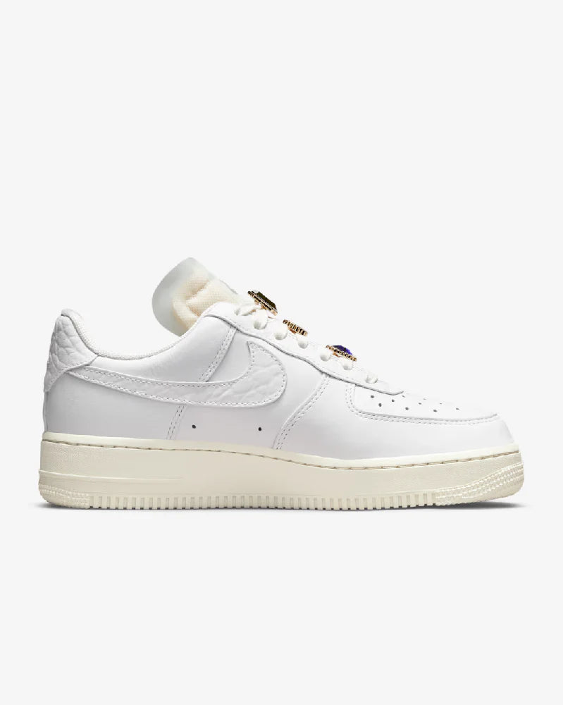 Air Force 1 Low Premium Summit White Sneakers
