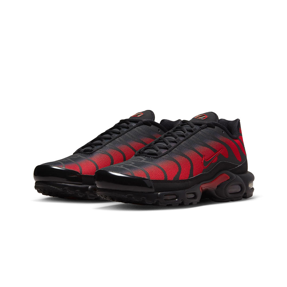 NIKE AIR MAX PLUS
