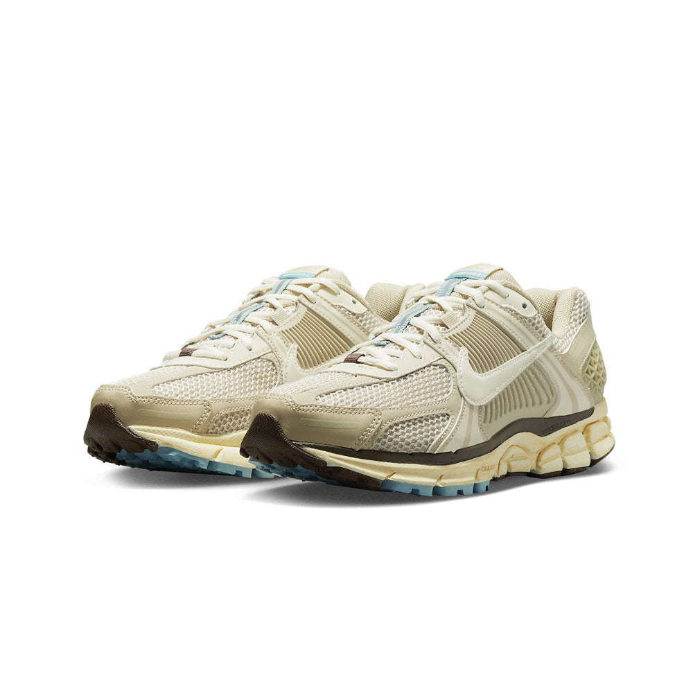 W NIKE ZOOM VOMERO 5