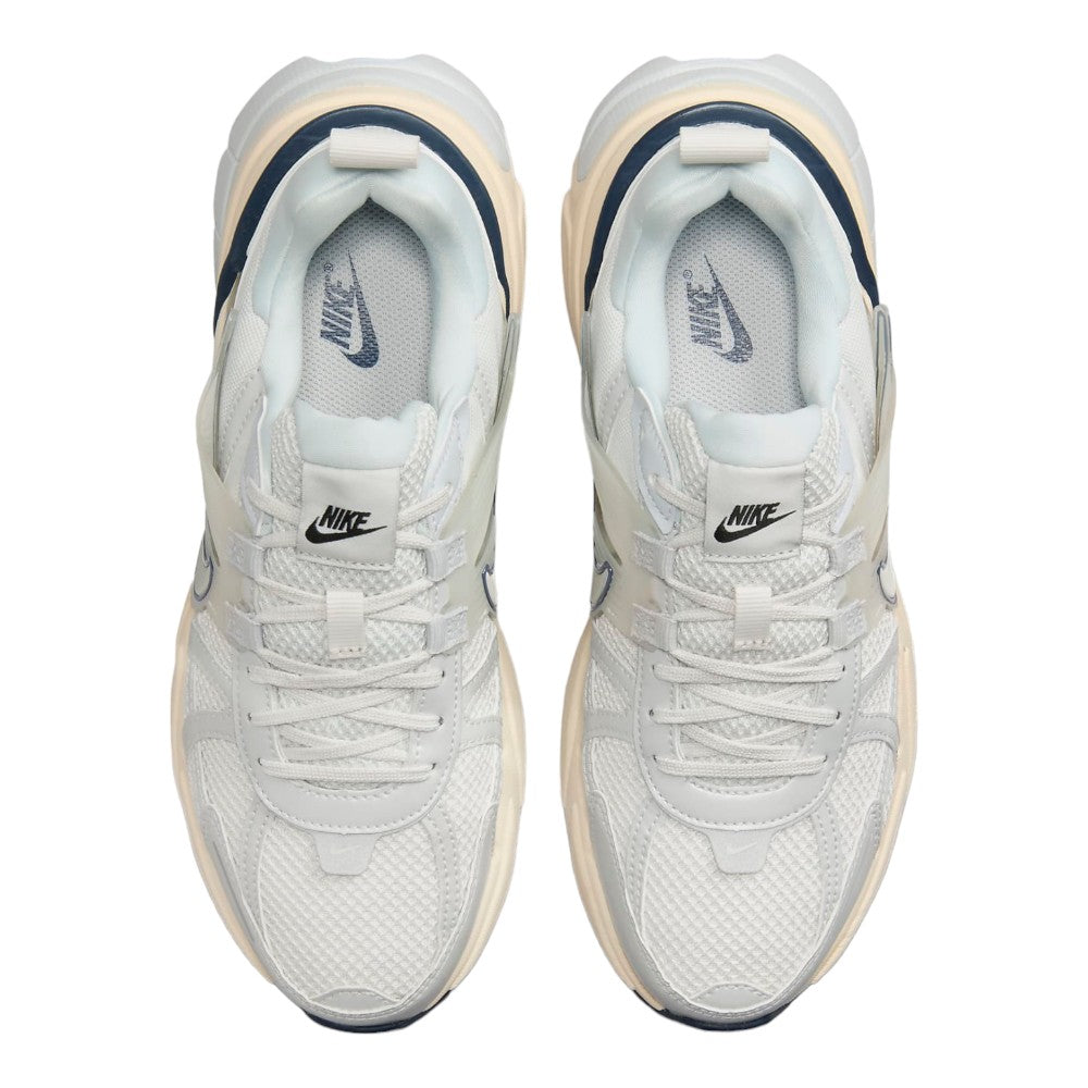 V2k Run White
