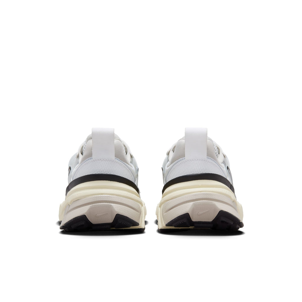 W  Runtekk Nn