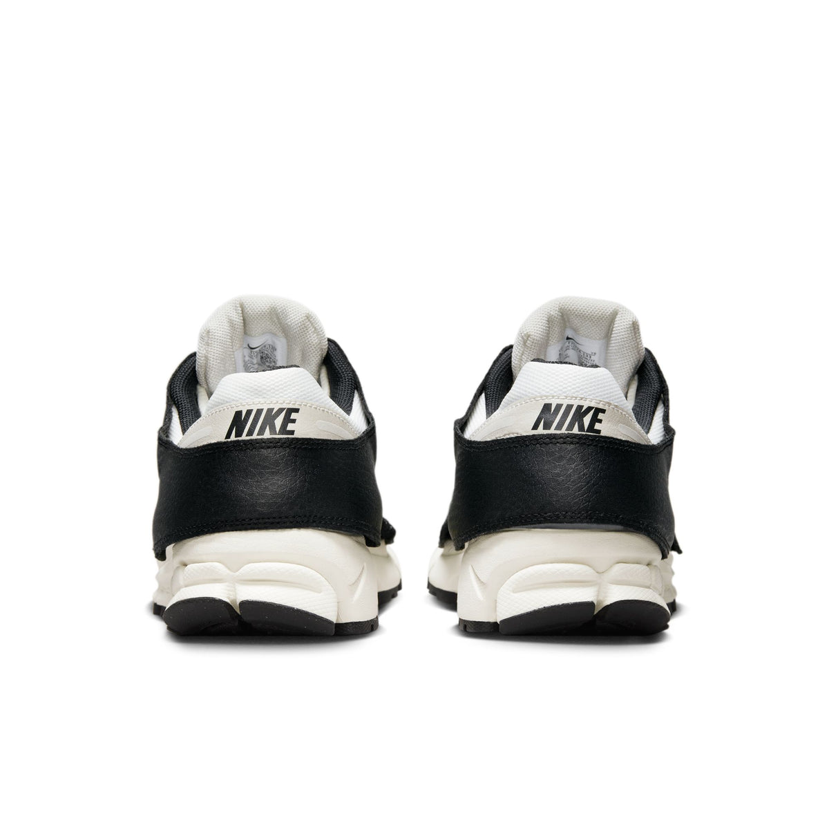 Zoom Vomero 5 Timeless Panda Dunk