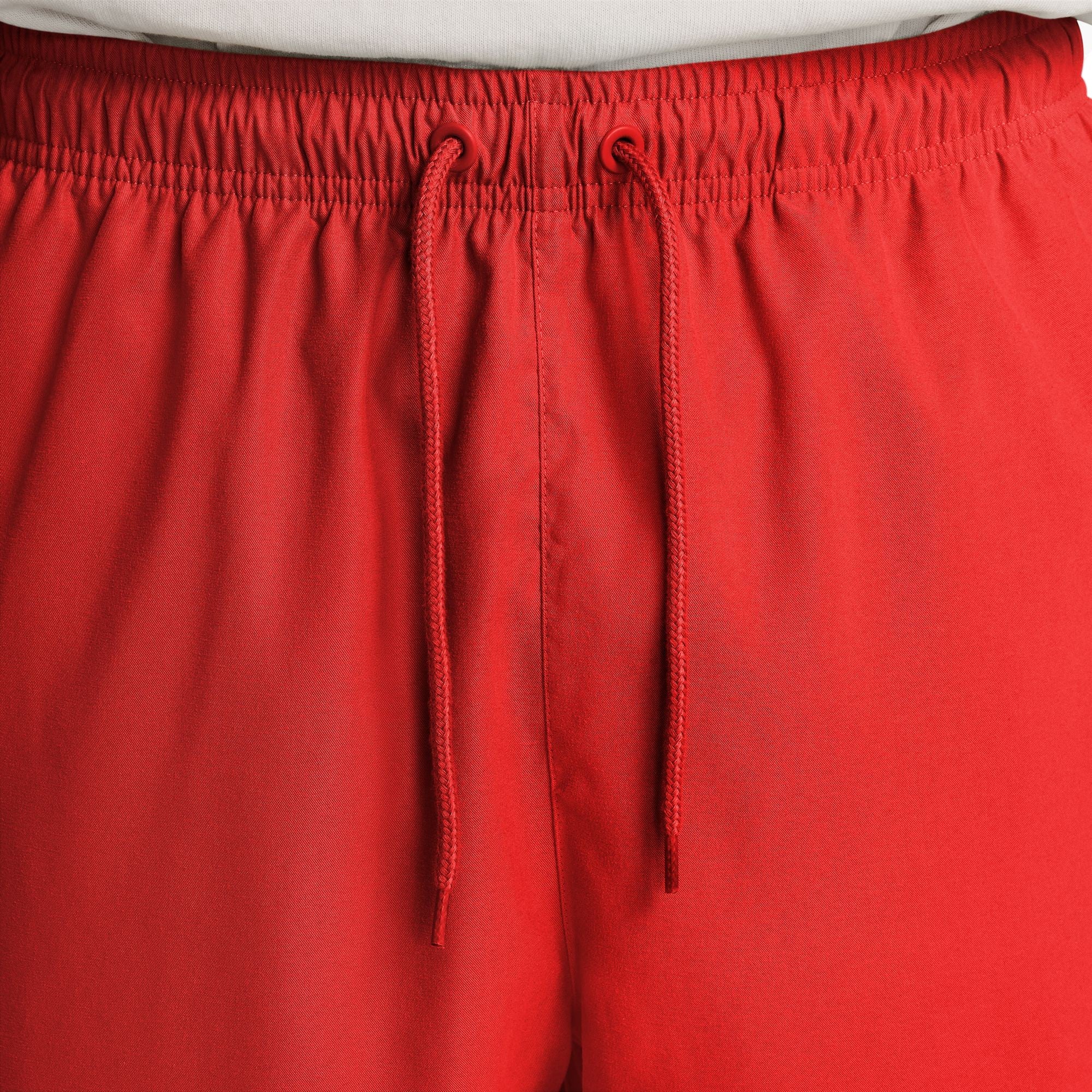 Club Woven Shorts University Red