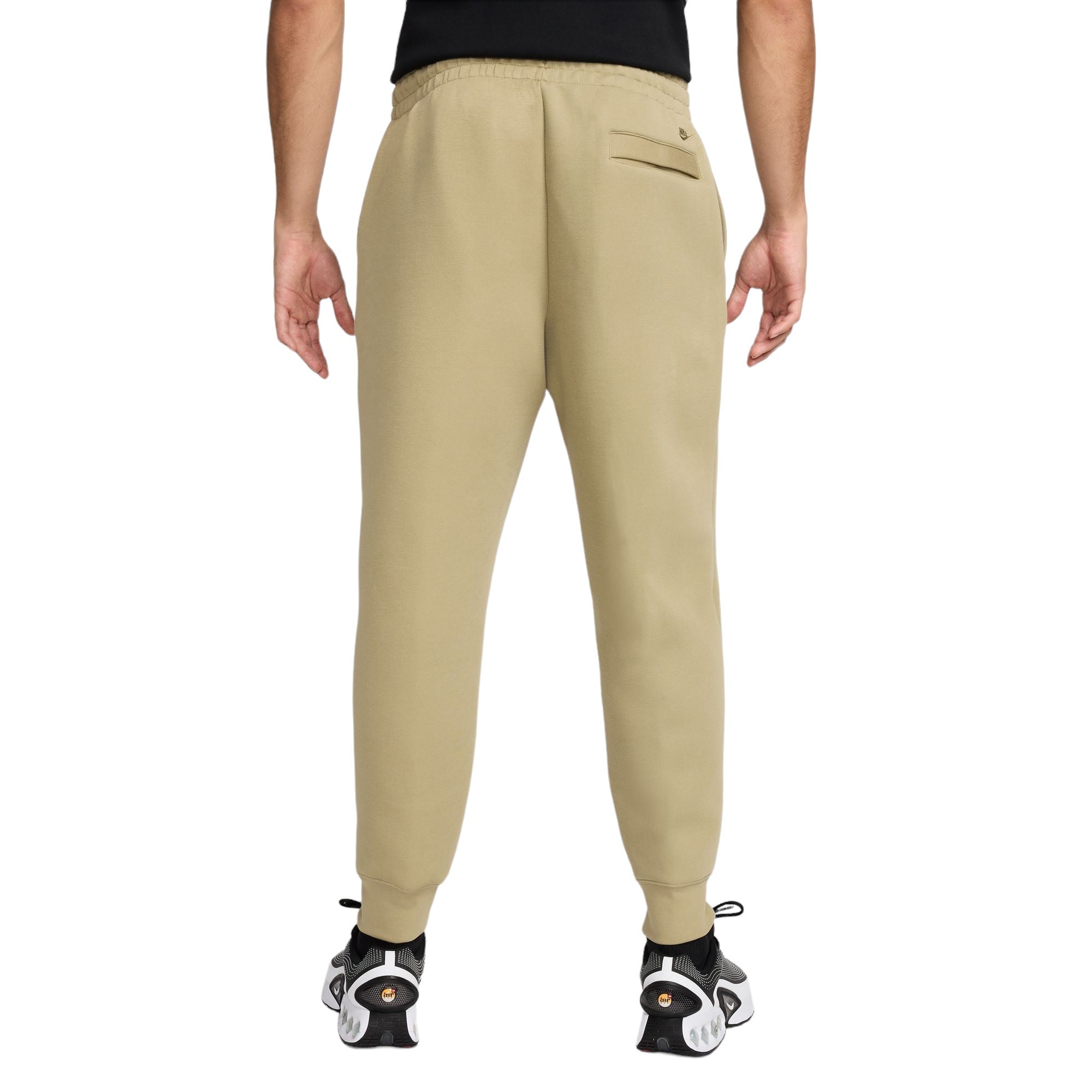 Tech Fleece Pant – Black Box