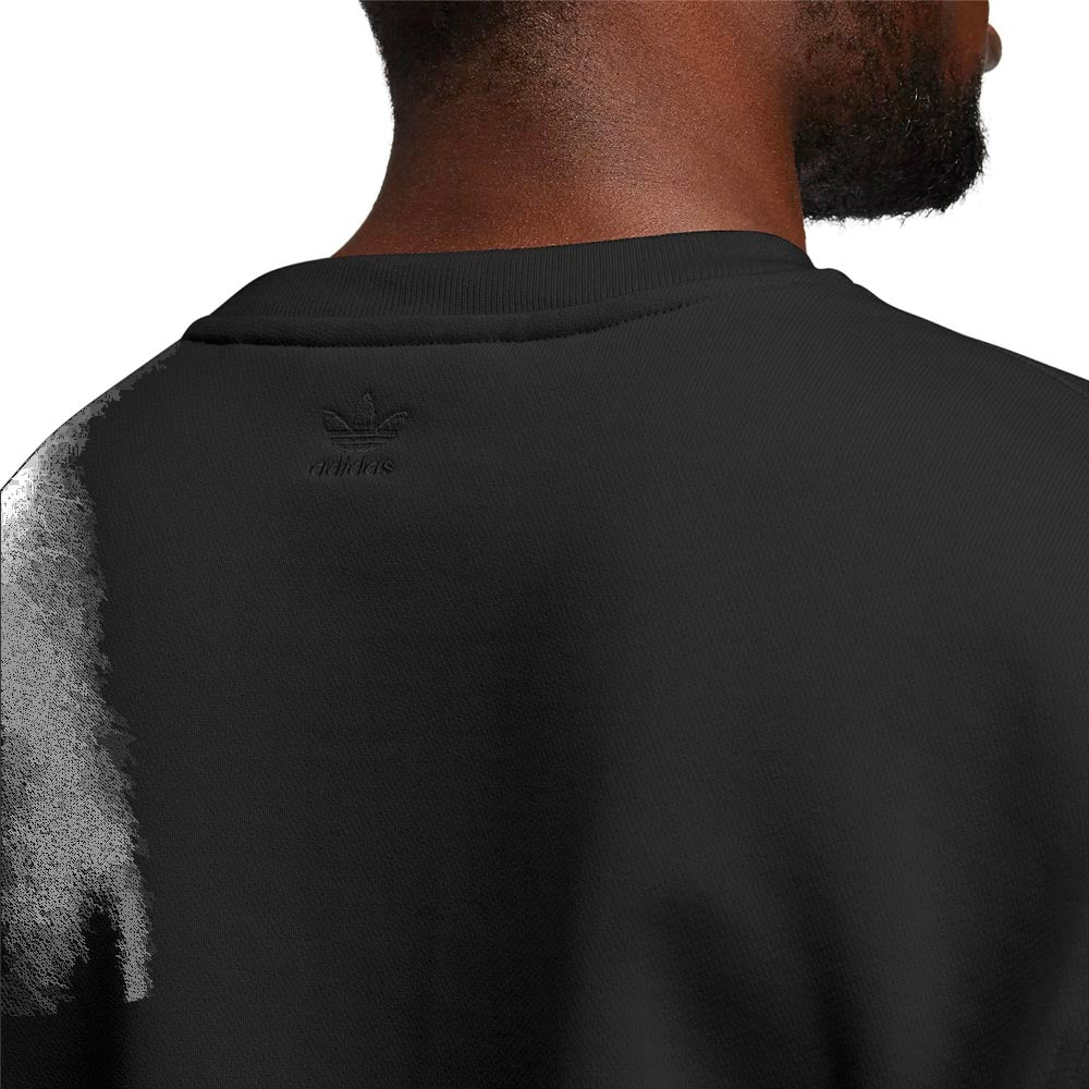 Basics Man's Crewneck Black