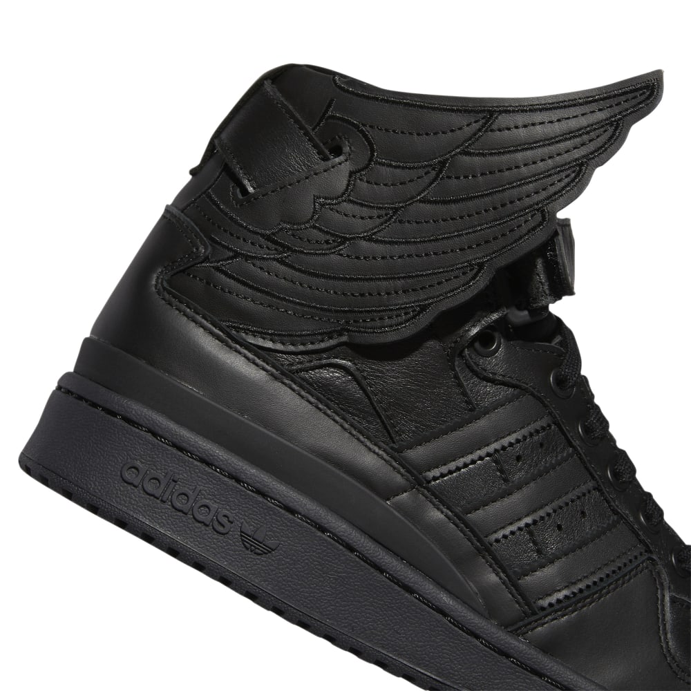 Js Wings 4.0cblack/cblack/ftwwht