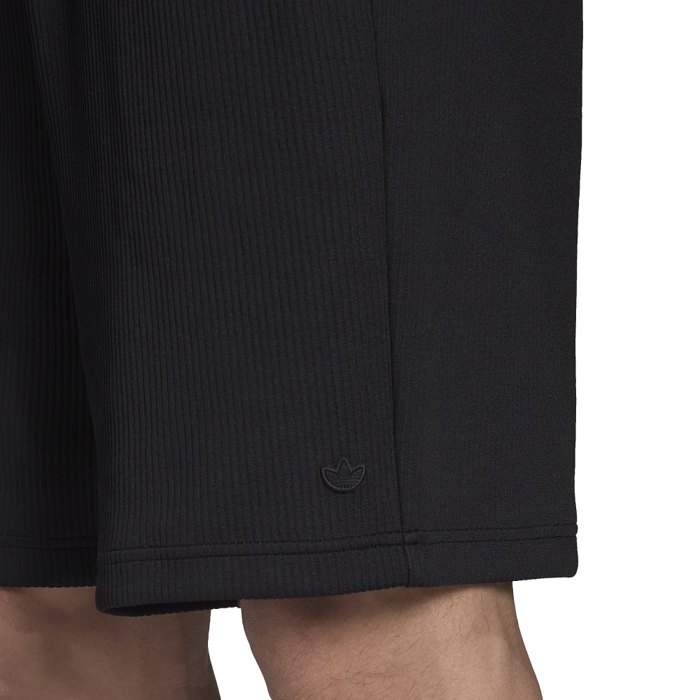 C PLISSE SHORT-BLACK