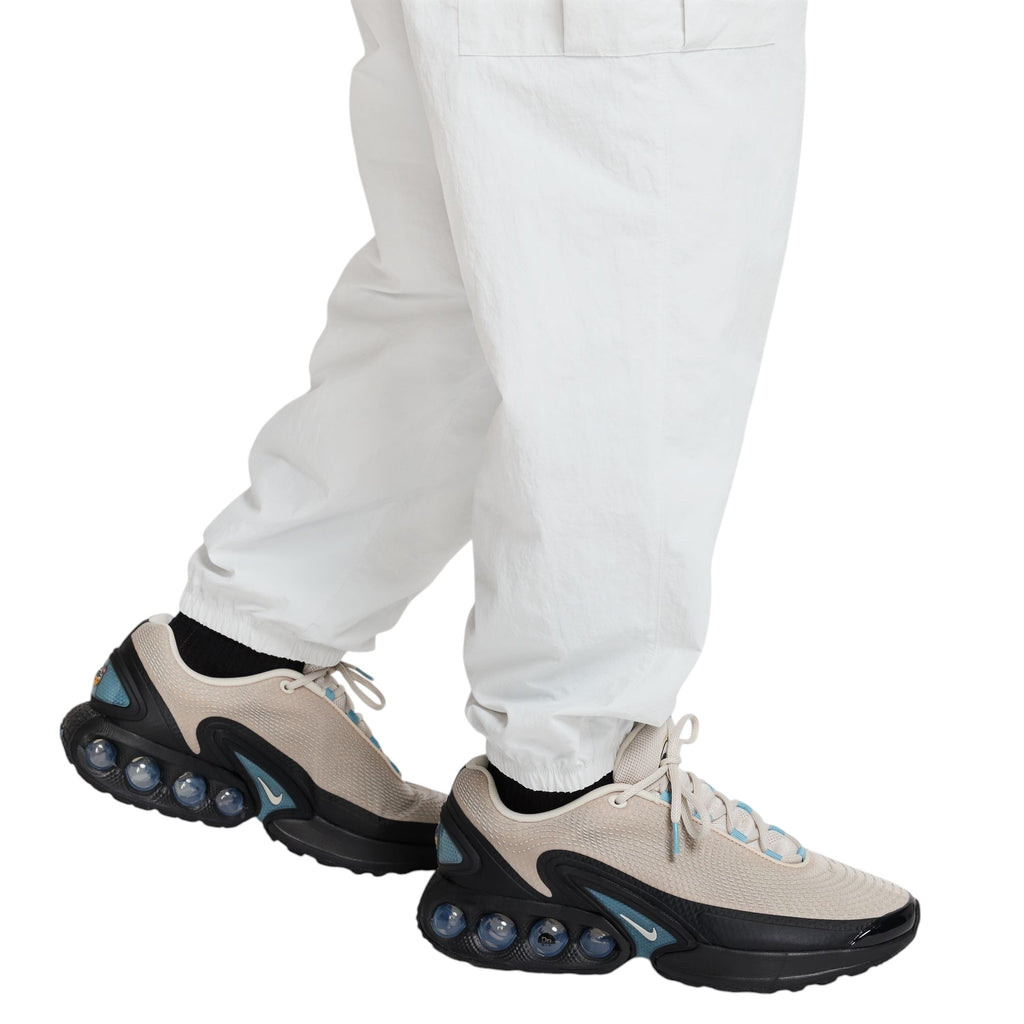 Club Woven Cargo Pant