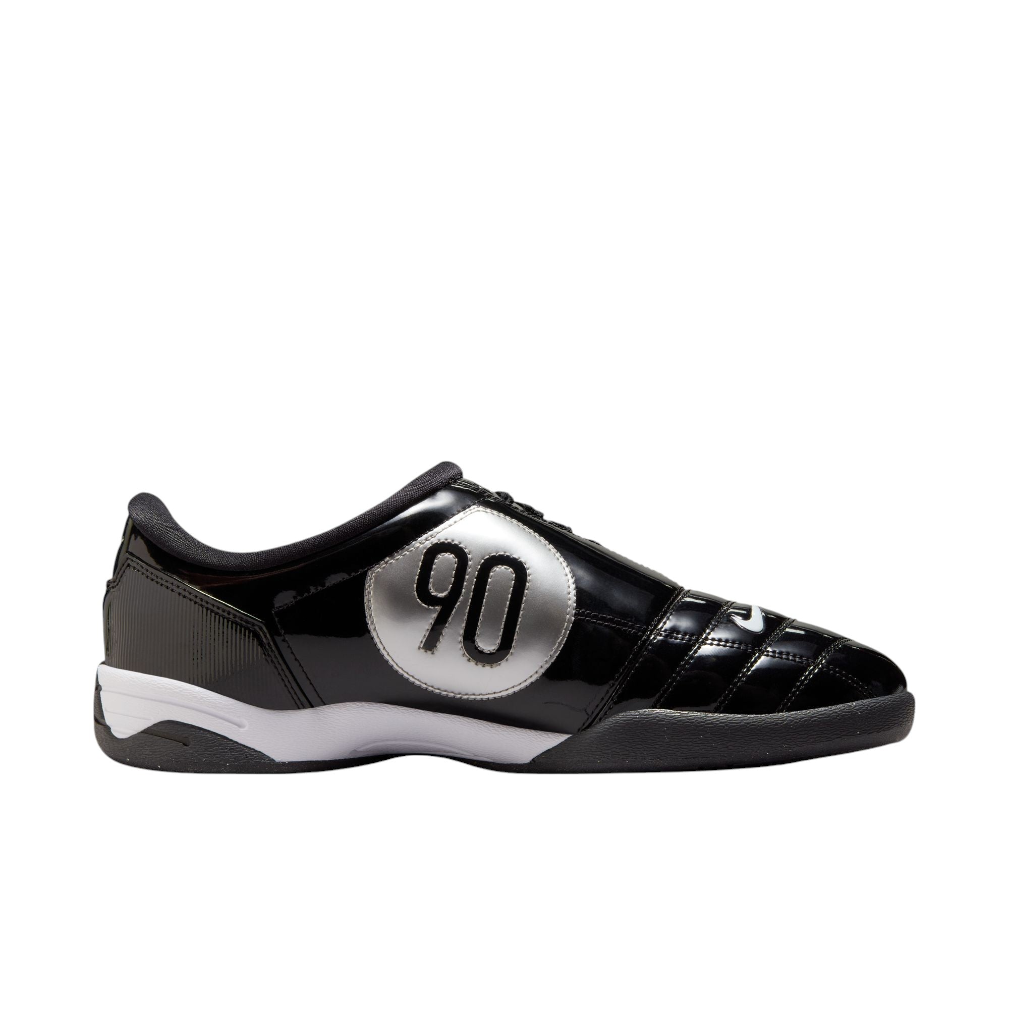 Total 90 Black And White – Black Box