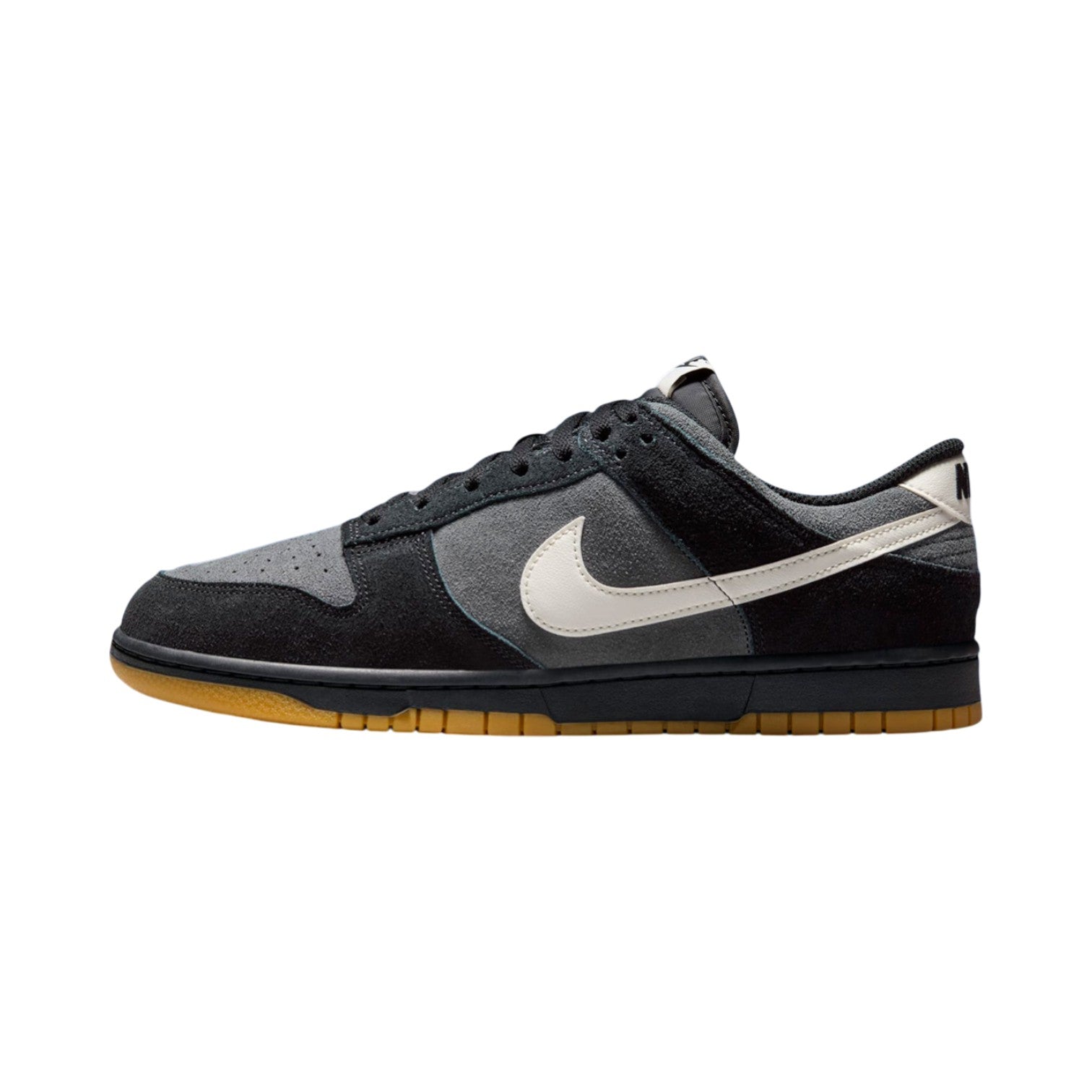 NIKE DUNK LOW RETRO SE ESS+