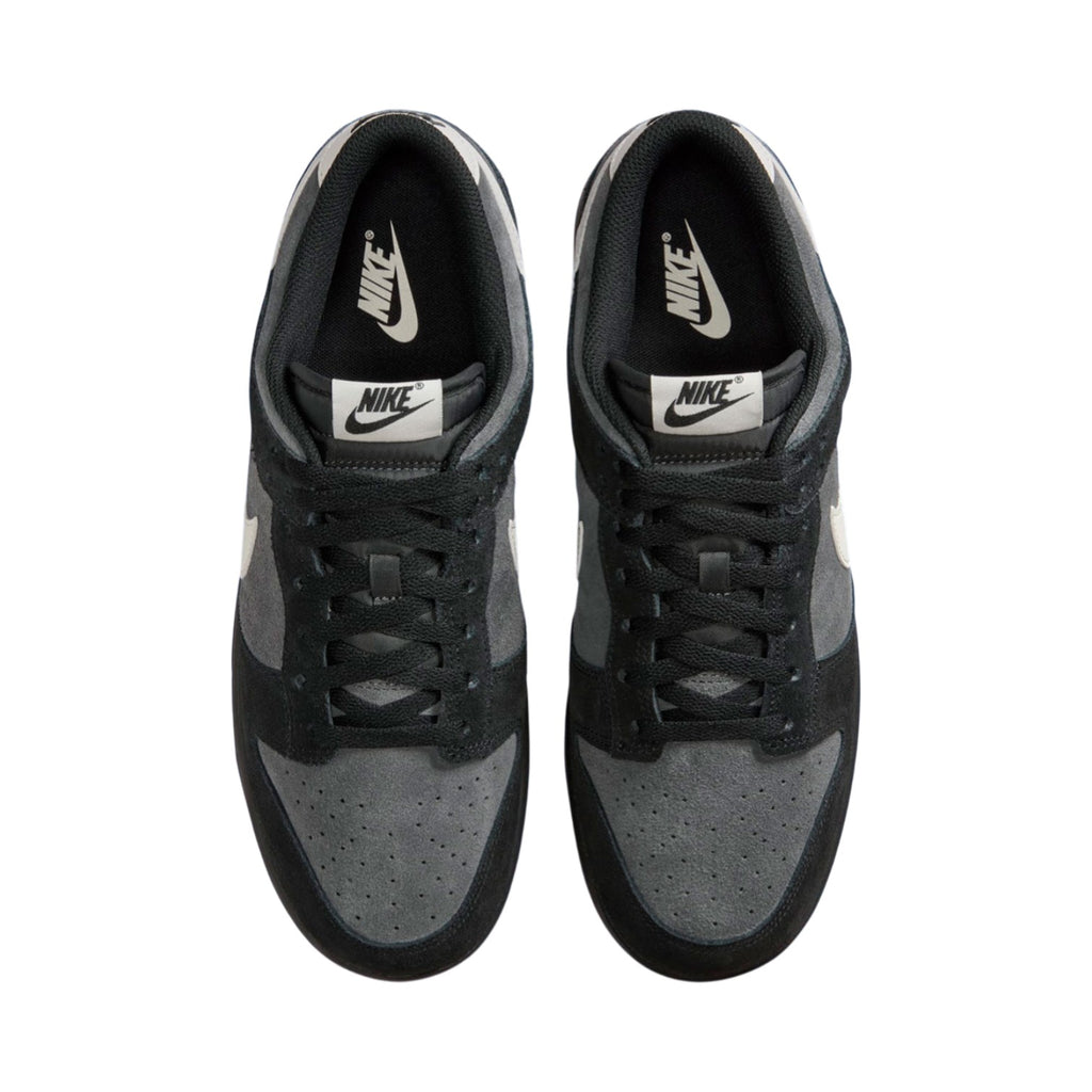 NIKE DUNK LOW RETRO SE ESS+