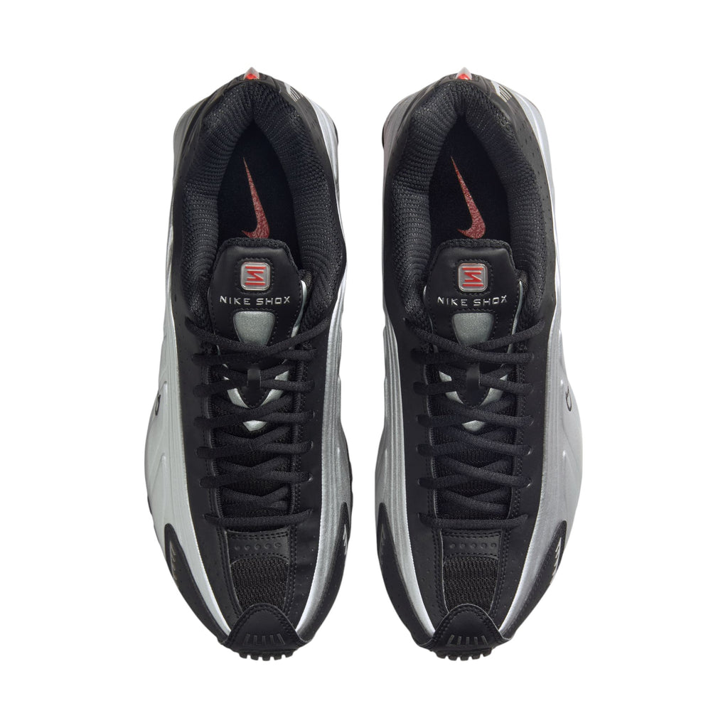 Shox R4 Black & Metallic Silver