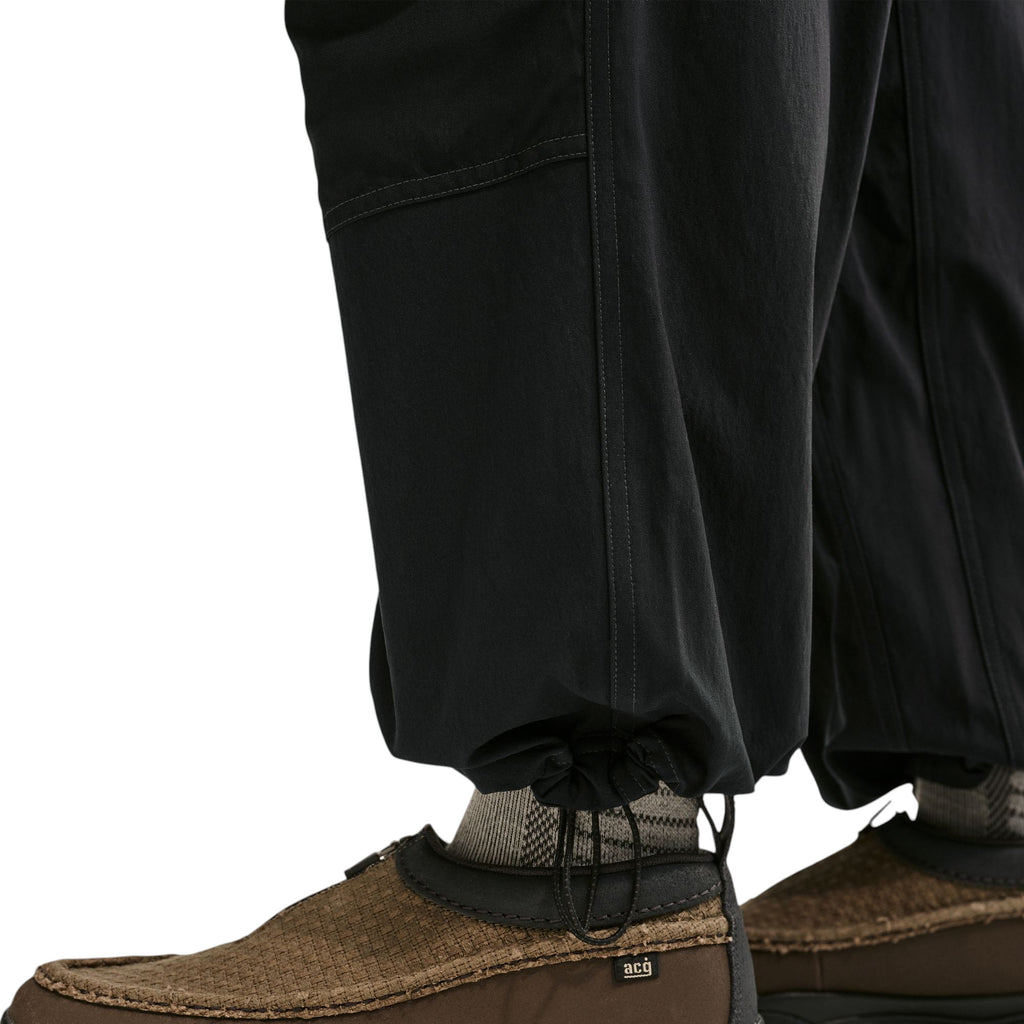 Acg Smith Summit Cargo Zip Off Pant Black