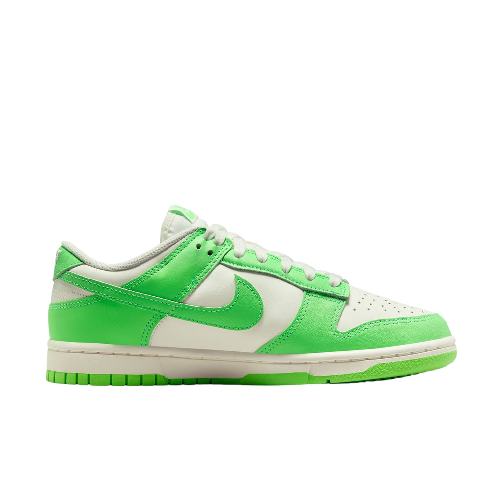 Nike Dunk Low Green Strike