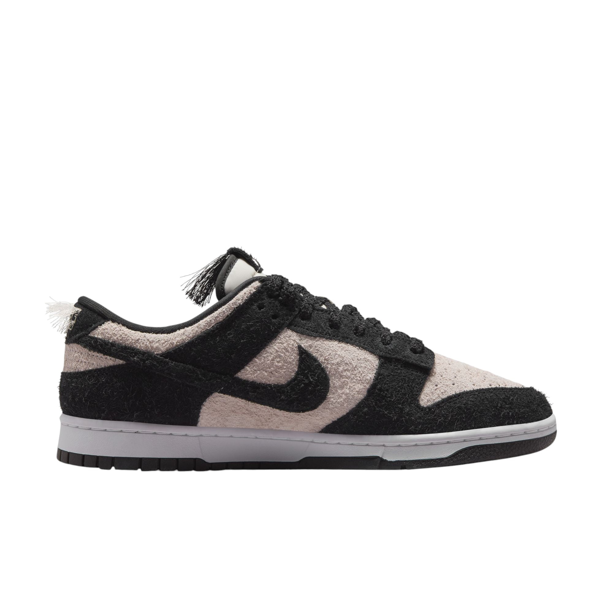 NIKE DUNK LOW パンダ