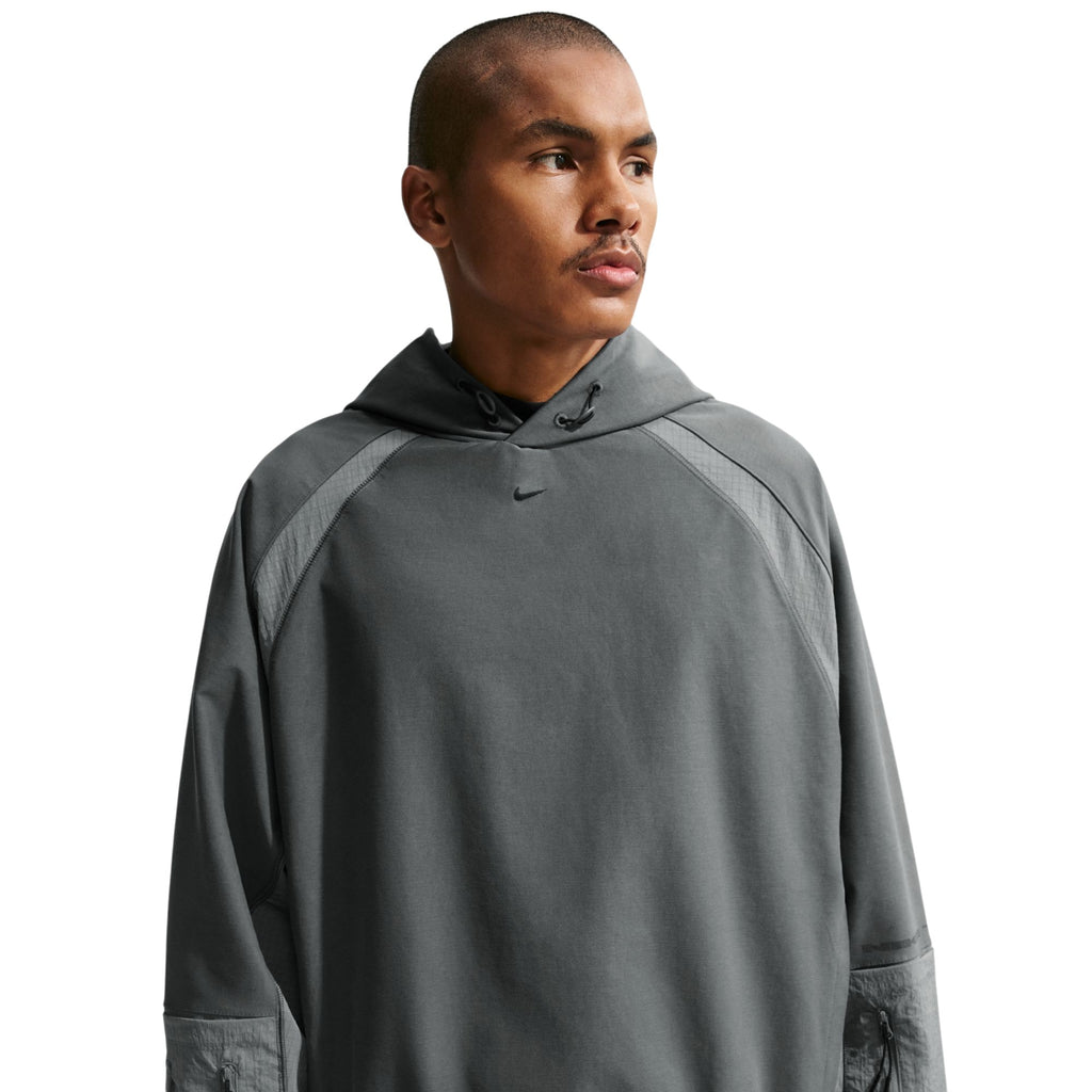 M NK TCH SHORI MM UTLTY HOODIE