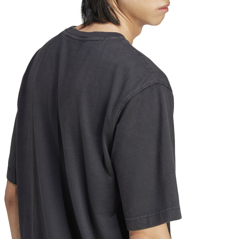 Outl Tref Tee Black