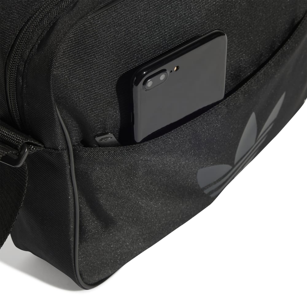 AC AIRLINER         BLACK