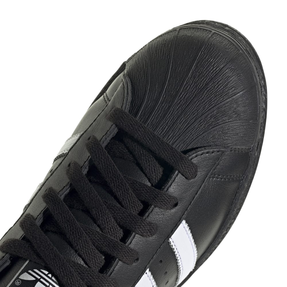 Superstar 82 Black