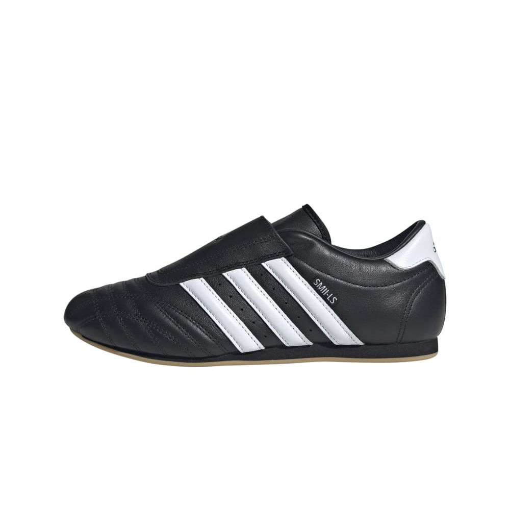 Taekwondo Black White