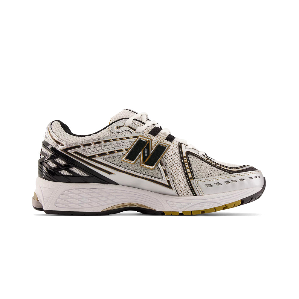 New Balance 1906R Metallic Silver/Metallic Gold