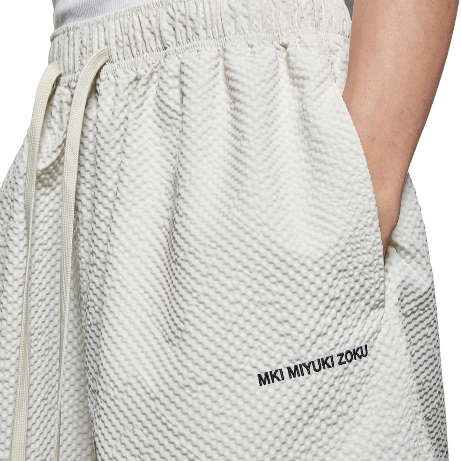 Seersucker Shorts Bone