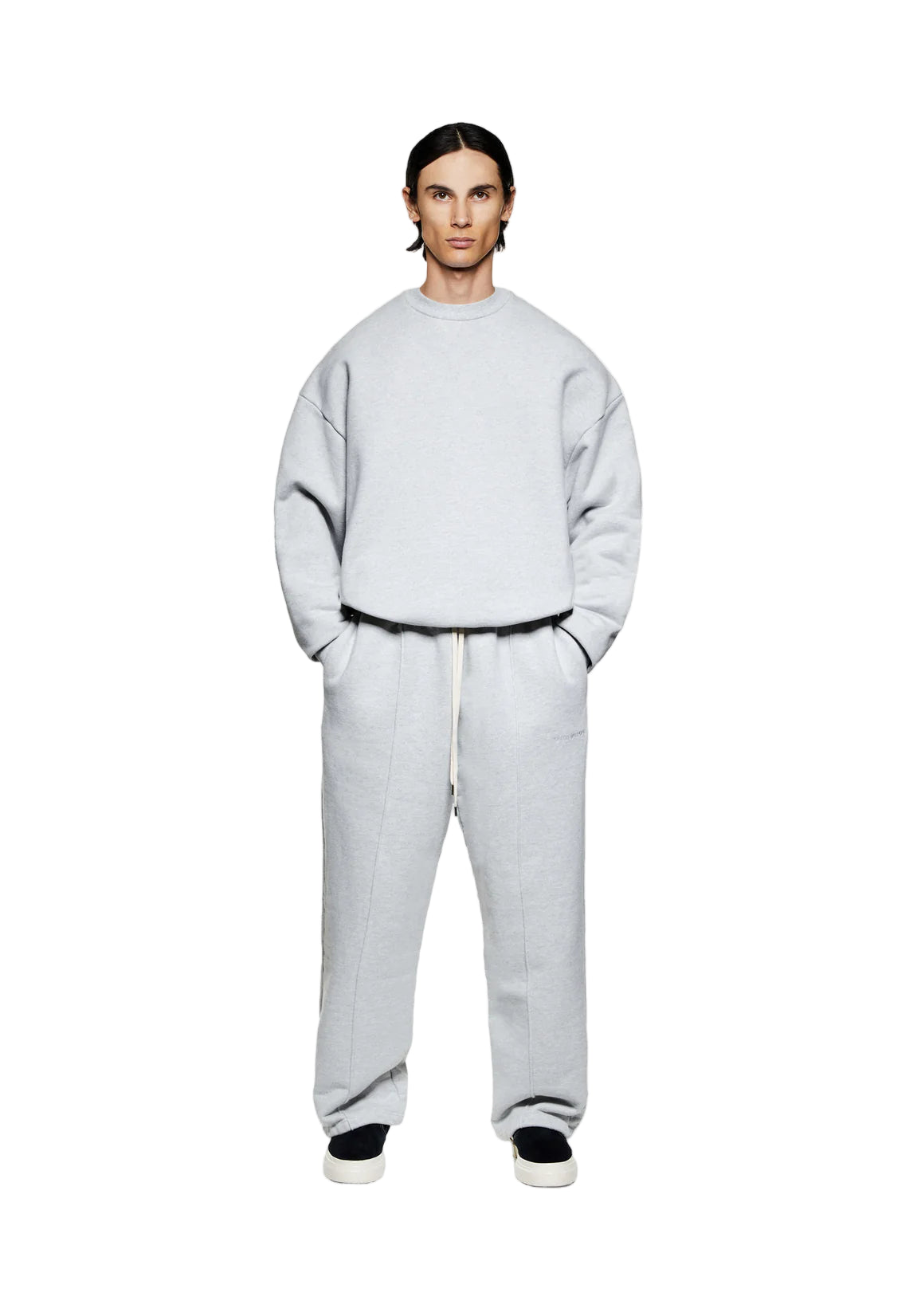 800 GSM SUPERWEIGHT CREWNECK