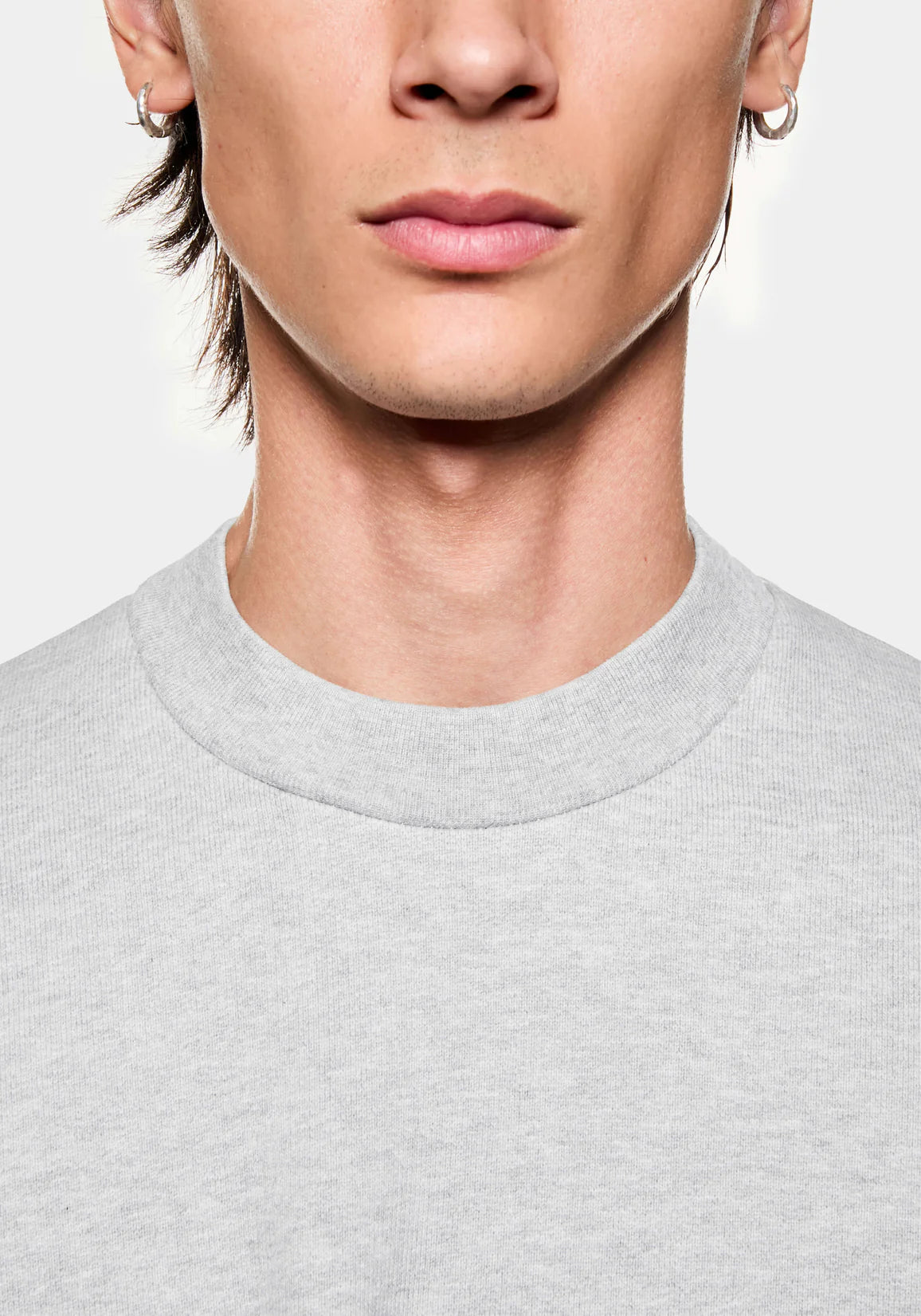 800 GSM SUPERWEIGHT CREWNECK