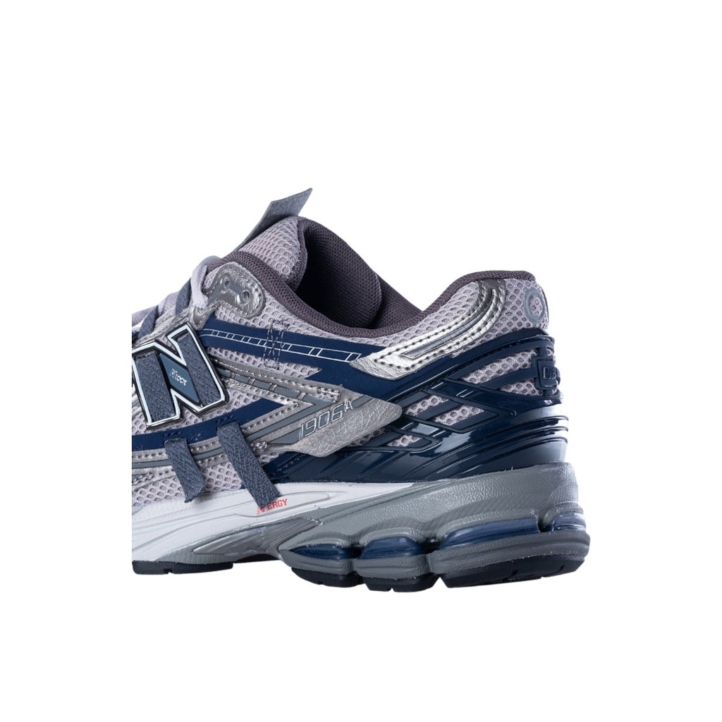 1906A Grey/Midnight Sneakers