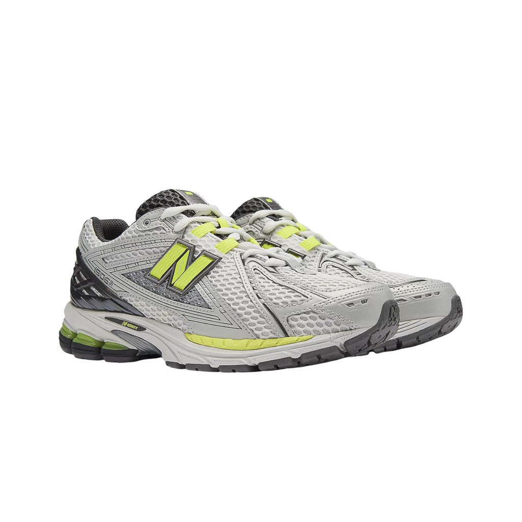 1906R Metallic Alkaline Green