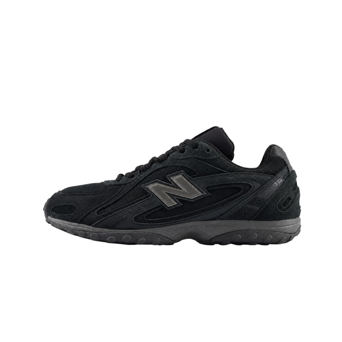 204L Triple Black Sneakers