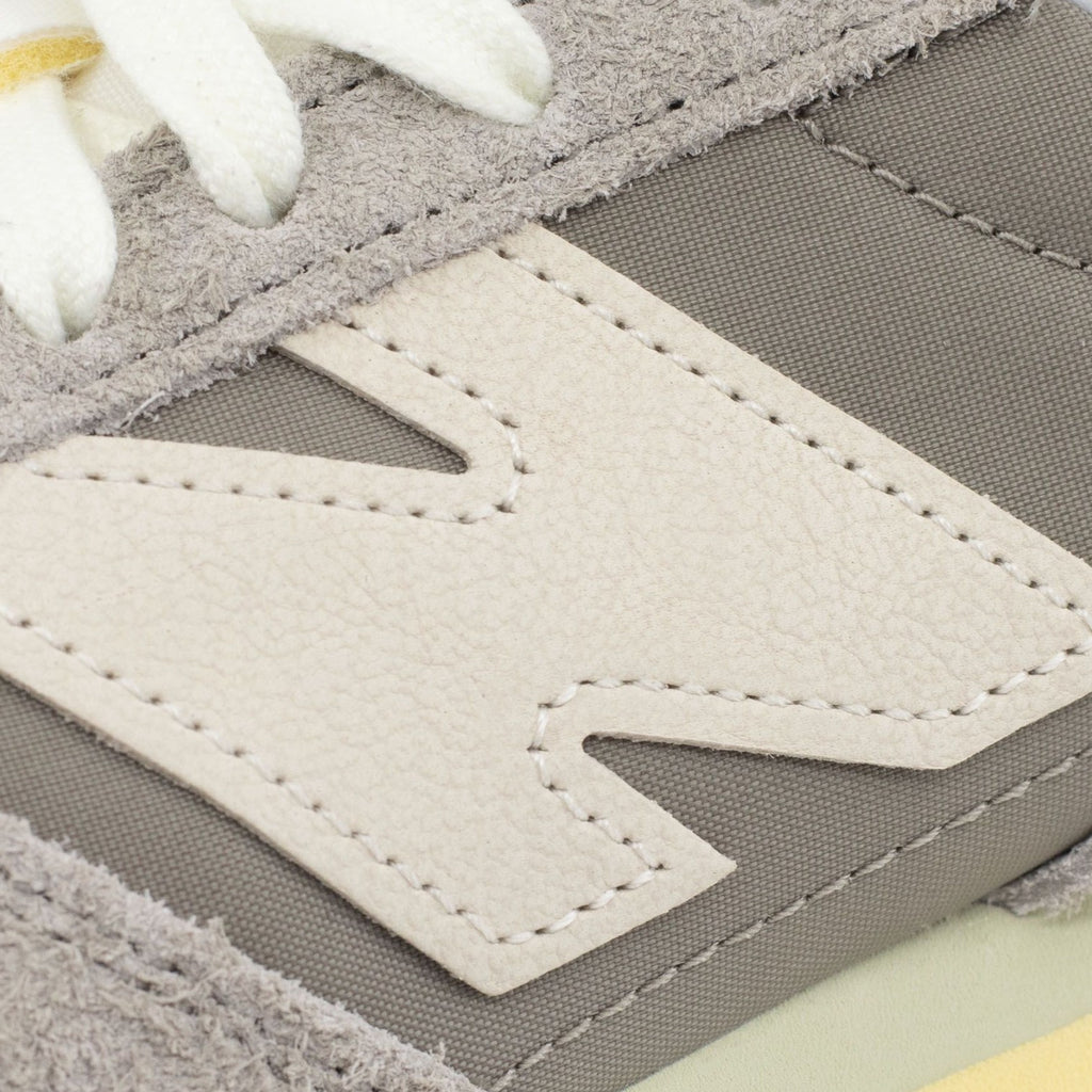New Balance 471 Grey Days