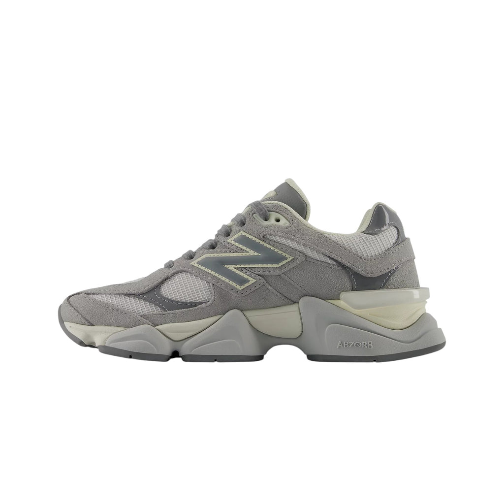 9060 Angora Reflection Sneakers