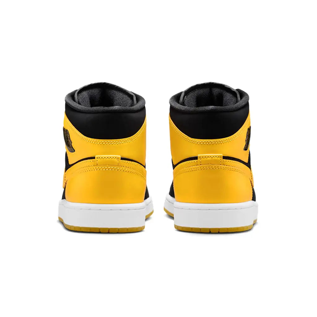 Air Jordan 1 Mid New Love