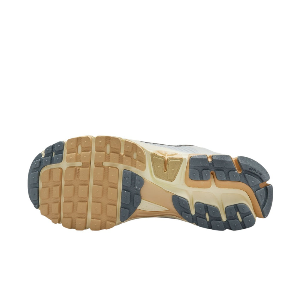 Zoom Vomero 5 Summit White Pure Platinum